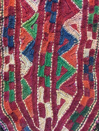 A very rare antique Turkmen / Turkmen silk bag made by the Yomud confederation tribes. This exceptional example dates to the 19th century and a very colourful example. The fine silk chain  ...