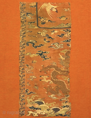 museum grade and very rare antique imperial Chinese dragon silk brocade textile fragment (stitched on cloth and ready for stretching), dating to the late Ming dynasty. The Chinese imperial dynasties went  ...