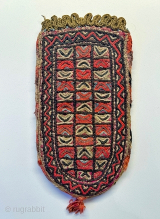 A superb and very fine antique silk embroidered Turkoman Turkmen bag attribute to Yomud / Yomut tribes. Dating to the 19th century, this excellent Central Asian embroidery has wonderful workmanship with an  ...