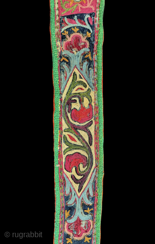 An extremely rare and very important museum grade Uzbek silk embroidered bridal hair cover made in Shahrisabz / Shakhrisyabz region of Central Asia. Dating to around mid to early 3rd quarter of  ...