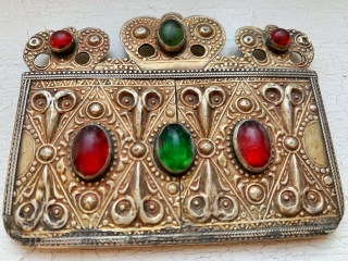 An outstanding antique gold appliqué and silver Turkoman / Turkmen Yomut / Yomud tribe talismanic pendant bridal jewellery ornament known as Acar Bag. Dating to the late 19th century / early 1900’s,  ...