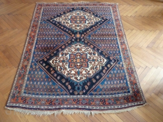 A striking Afshar Shahr Babak rug, circa 1900 with soft wool and excellent colours. In very good condition, just minor wear. 195 x 150cm.         