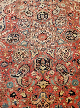 Origin: Tabriz-Hajileli ;
Circa: 1900 ; 
Size: 11'0" x 15'10"

All pictures are un-edited to try and show the rugs true colors as best as possible! Make this piece yours today.    