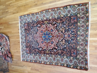 Size - 5'5 x 7
Origin - Iran, Bakhtiar
Circa - 1940 
Rug # 28877                    