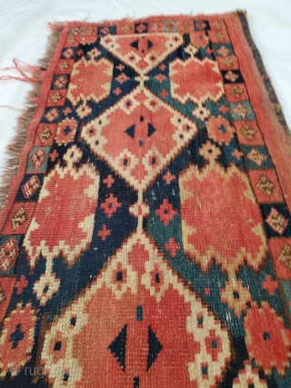 Rare and sought after Basheer Turkmen piece!


Origin: Basheer

Circa: 1900

Size: 2'10" x 4'9"                     