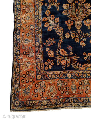 Origin: Mohajeran-Sarouk ;
Circa: 1890 ; 
Size: 10'0" x 15'7" 

All pictures are un-edited/un-altered to try and show the rugs true colors.            