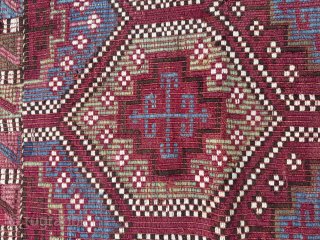 Beautifully woven Zili Chuval front from Mersin, South Anatolia, Türkiye. This piece is around 100 years old and measures approximately 100cm x 80cm. Features bold geometric motifs and vibrant natural dyes in  ...