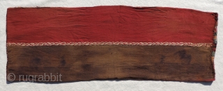 Pre-Columbian Belt Bag. A.D. 1100 - A.D. 1400.  Far North coastal region of Chile. Woven in a complimentary  warp-faced weave from alpaca fiber.  Size: 11 x 32 inches.   ...