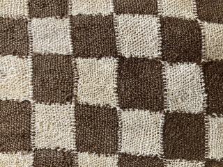  Checkerboard patterned Nasca Bag. A.D. 200 - 600.  A large bag with discontinuous warp and weft woven structure.  Conserved to a lining.  This is a very nice example  ...