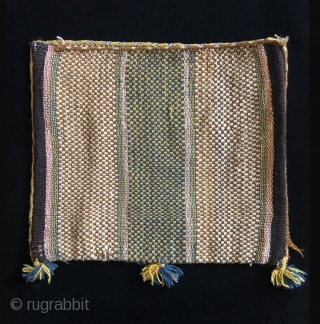 Tutorial Part 8  - Another type of Aymara Bag  - The Alforja – A Medicine Man’s Bag


There is another type of warp-faced bag woven by the Aymara of Bolivia that  ...