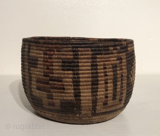 Ancient Altiplano polychrome baskets.  A.D. 600 - A.D. 1100.  These finely made highland Andean baskets are far from common very few are known. The Denver Art Museum has a small  ...