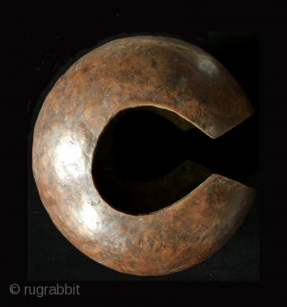 Excellent, old Mbole copper currency from the Congo. The Mbole tribes inhabited a region in Africa formerly known as Central Zaire. This type of currency was used in marriage ceremonies and dances  ...