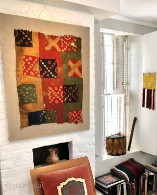 Pre-Columbian textiles in San Francisco and rugs too. Many small, complete Andean pieces 500 + years old at excellent prices - All from private collections.  By Appointment.     