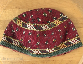 Central Asian hat.  Possibly Chodor, but not sure.  Images of hat were shot in shade and full sun for comparison.  Size 7 H x 10 inches in diameter.   ...