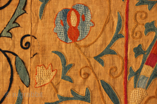 Mid 19th century Bokhara suzani in excellent condition. 174 x 260cm / 5'7" x 8'7"
Mail: jamescohen50@hotmail.com                 