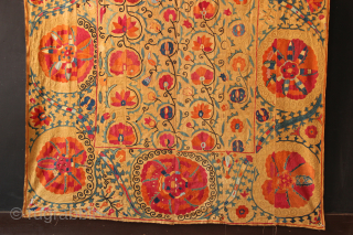 Mid 19th century Bokhara suzani in excellent condition. 174 x 260cm / 5'7" x 8'7"
Mail: jamescohen50@hotmail.com                 