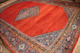 10'10" x 14'9" / 330 x 450cm Antique Sultanabad carpet in excellent condition                    