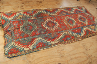 Lovely old 'eye-dazzler' wreck from the late 19th century. Still has great energy and presence. Enjoy as is.... 4'3" x 9'4"            