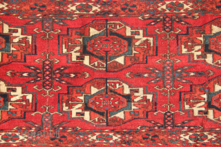 Gorgeous 6 Gul Tekke torba in excellent condition with amazing colours.
Listed on www.jamescohencarpets with several other beautiful turkomans recently purchased from an obscure British private collection       