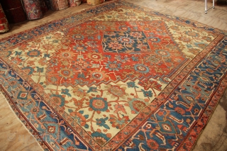 Lovely old Bakshiash carpet, wonderful design and colours. Worn. 300 x 327cm / 9'10" x 10'9"                 