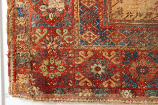Early 19th century Mudjur prayer rug 4'2" x 5'3" / 127 x 160cm                    