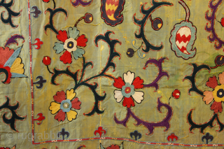 19th century green silk Lakai nim suzani 125 x 161cm / 4'1" x 5'3" in good condition. Some breaks to the silk, to be expected and one hole on the left side ...
