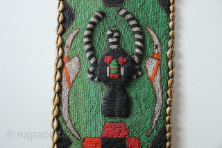 African beadwork, circa 1950 (?)
Beautiful colour and incredible work, with small coloured glass beads and seashells embroidery onto a piece of leather. Very striking art. 25 x 143cm
Please contact me directly at  ...