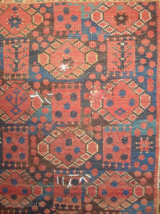 Unusual 19th century Middle Amy Darya Beshir small carpet, 130 x 185 cm (4'3" x 6'1"). ---Three Stacks of Guls alternating with squares containing a Quincunx of 5 dots. "Bowtie" border. Delightful  ...