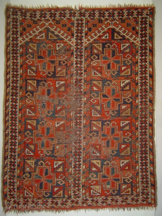 Antique Ersari Kizil Ayak Twin Niche prayer rug, 37 x 49 inches (94 x 124 cm). One of the earlier examples of this rare design. Original side finish, sound foundation, eminent candidate  ...