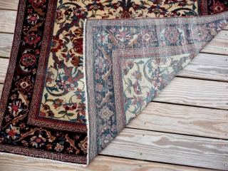 Antique Ferehan Sarouk
Circa 1875
6 ft 8 inches X 4 ft 4 inches                     