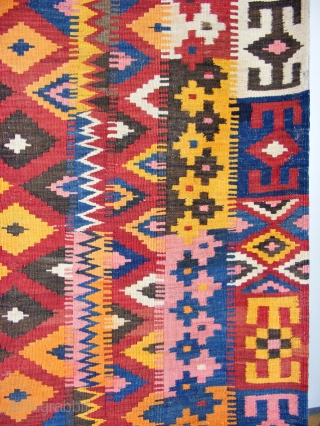 Fabulous large vintage afghan kilim. A beautiful example of the tribal art of rug making. It's quite large and would work in many different decorative environments from traditional to midcentury modern. Has  ...