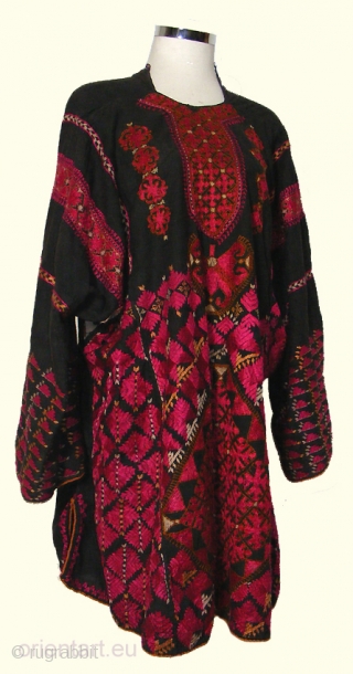 antique orient Pakistan Silk Embroidered Wedding Dress nuristan Swat valley No:A                      