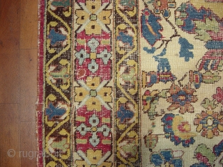 INDIAN ? RUG WHICH IS VERY OLD  AND   HAS  A RARE DESIGN WHITE GROUND AND  CHARMING COLOUR 
size is 305 x,207
PLEASE ASK MORE DETAIL,

    