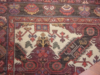 seichur carpet ,
size 330x180                             