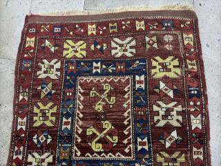 Bergama 

Size 96x120 cm

Please send me directly mail. kirmenrugs@gmail.com or +90 543 735 2221                   