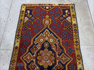 Oushak 19th

Size 83x163 cm

Please send me directly mail. kirmenrugs@gmail.com or +90 543 735 2221                   