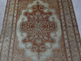 Sivas

Size 135x165 cm

Please send me a direct message at kirmenrugs@gmail.com or @cevikrugs instagram
                    