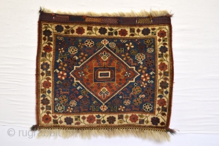 Beautiful antique with good pile Luri Qasqai Bagface ... all good colors
soft wool and ready to display                