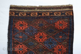 Antique small Baluch Bagface... Beautiful colors and character
coroded black/brown as found 59 x 48 centimeters                  