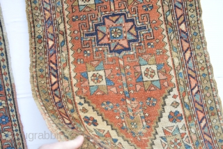 Beautiful end of 19th century or turn 1900 small Heriz  area rug 
finely knoted and all natural colors
wahsed and cleaned ready to display
size aprox 120 x 70 centimeters    