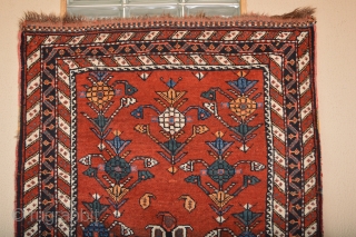 Beautiful Antique Afshar small rug good wool good pile good natural colors no low areas its as found need a little wash... 
size approximately 130 x 98 centimeters     