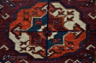 Beautiful strong saturated squarish mid 19th century Tekke turkoman with very actractive mainborder, great/ big ornaments with stunning paterns
size 245 x 214 centimeters          