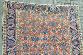 Fantastic patterned  music for the eyes Spring Flowers antique Heriz. Check the  Beautiful blue Abrach on the flowers please
Size about 330 x 240 centimeters
uniformly low pile and all natural vegy.  ...