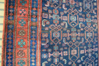 Superb Qualty Kurdish Bidjar circa 1900's
Heavy very good wool on wool warp weft and knots.
size 226 x 136 cm              