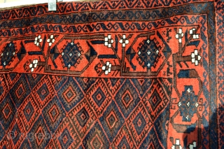 Very nice Antique Baluch from circa 1880.
100% Natural colors 100% Soft and Shiny Wool 
                  