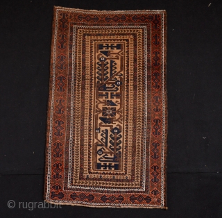 Beautiful Antique  Camelground Baluch small tent rug  circa 1900's 
Very nice kind of a Tree of life patern  size aproximately 126 x 76 cm
need a little wash it is  ...