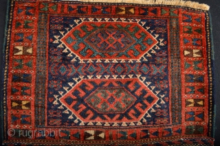 Top Qualty 19th century  Kurdish Bagface with original kilimback
All natural colors and very good wool 72 x 50 centimeters without kilimback
Music for the eyes        