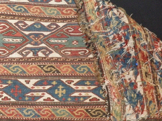 Amazing Complete Mafrasch, Third Qarter 19 th century,
Semilar item in the book Siawosch Azadi and P.A.Andrews
Colors are 100% natural dyed minor old repairs.

          