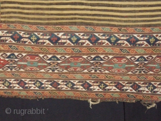 Amazing Complete Mafrasch, Third Qarter 19 th century,
Semilar item in the book Siawosch Azadi and P.A.Andrews
Colors are 100% natural dyed minor old repairs.

          