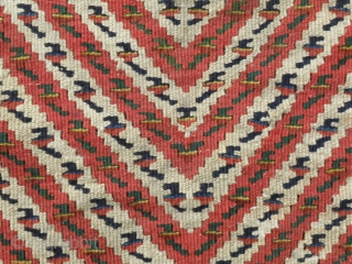 Rare old Senneh Kilim ( Cover mafrash end panel ? ) Nice Drawn and good saturated Colors .
100% wool and 100 % good .
It's nice to hang on the wool   